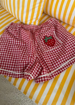 Bobbie shorts Red Checks Sissel Edelbo 
